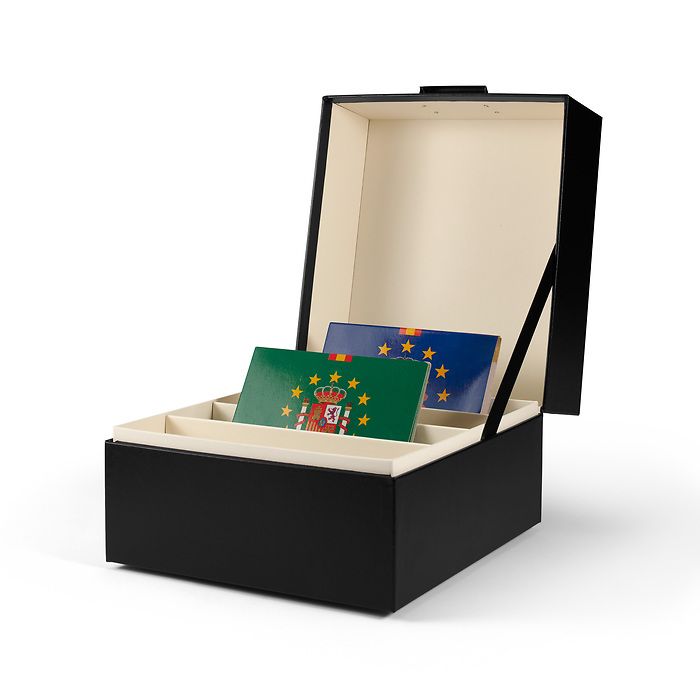 Boîte de rangement Logik, format intérieur 220 x 168 mm, noir