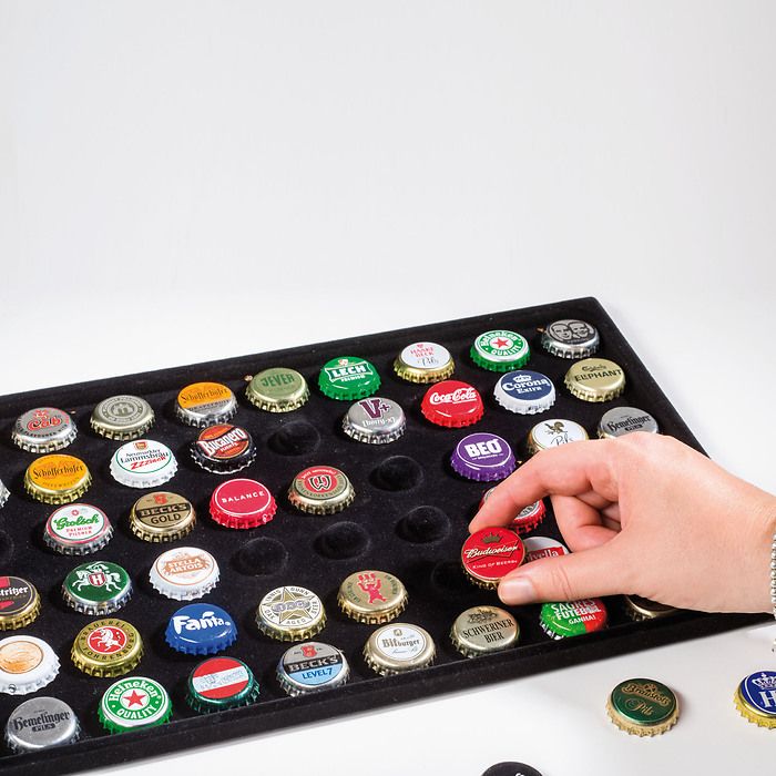 Vitrine Finestra P60 pour 60 plaques de muselets/capsules de bière, noire